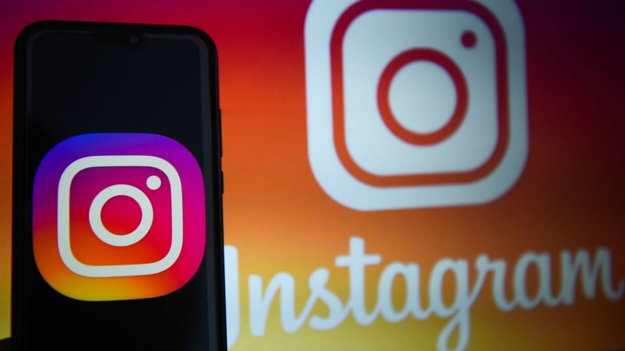 Instagram is down, your cute cat photo will have to wait